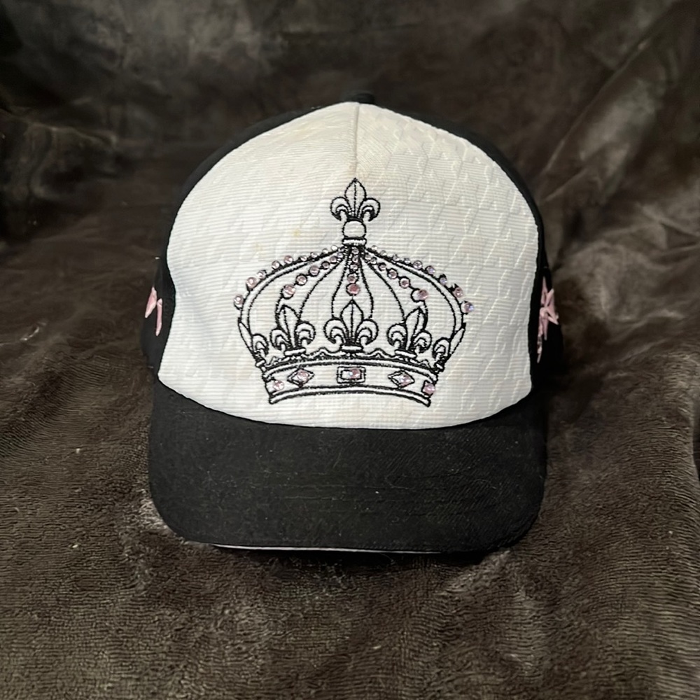 SoCal short bill skater hat